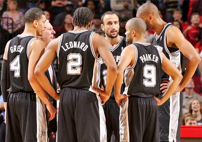 苗原：有中超球队接触韩国国脚朴镇燮，浙江队与球员有传闻（苗原：中超球队已与韩国国脚朴镇燮接触，浙江队成传闻焦点）