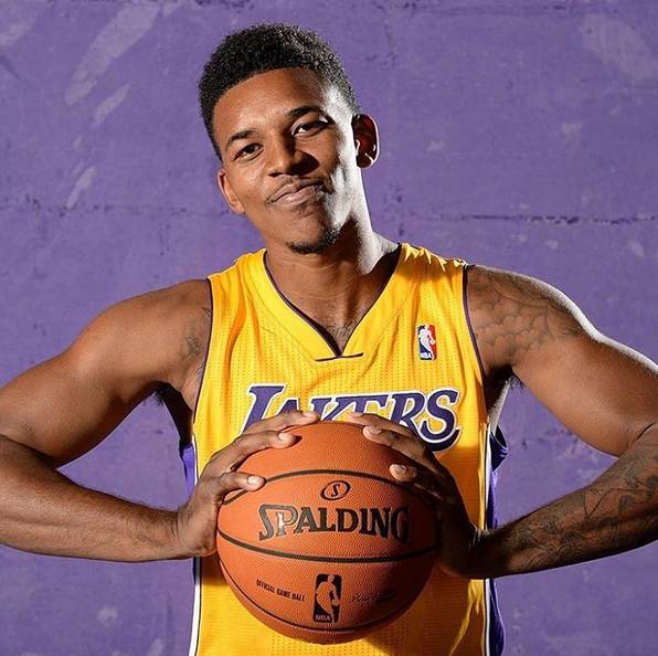 阿斯：预计皇马25-26赛季收入将创体育机构纪录，达12.48亿欧（阿斯报称：皇马25-26赛季收入预计达12.48亿欧元，有望创体育机构历史新高）