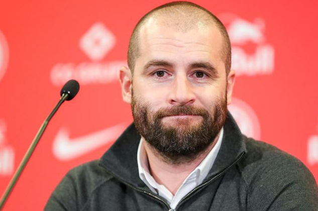 沙拉维谈续约：我们还得再谈谈，看看接下来会发生什么（沙拉维谈续约：仍需进一步沟通，静待下一步进展）