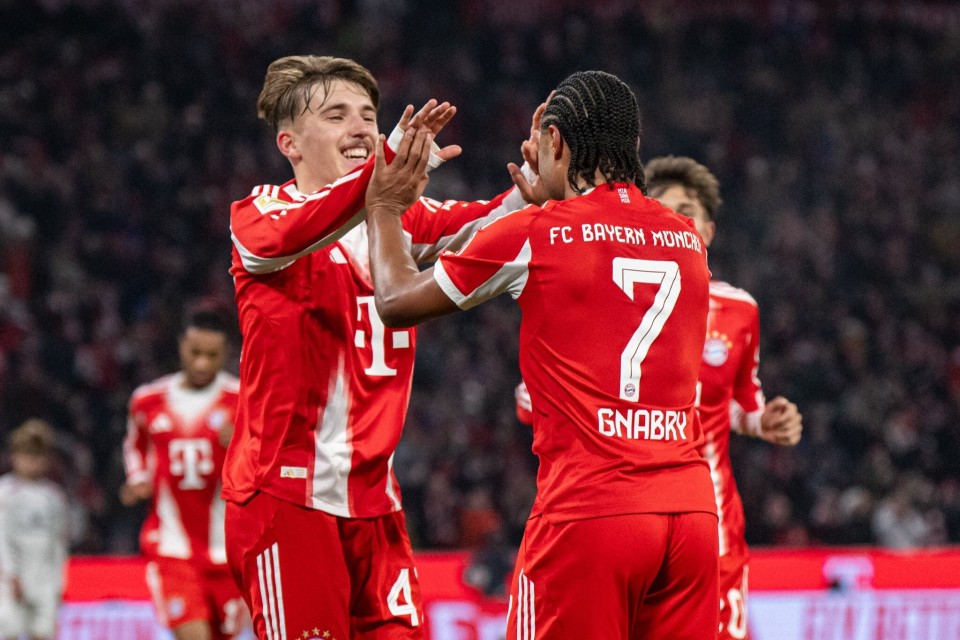 62+15+8！回来了！回来了！1亿啊！76人等了2年，终于等到了（62+15+8统治级回归！1亿值回票价，76人两年等待终于兑现）