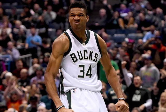 达洛特时隔19个月再度联赛破门，英超生涯首次在曼联主场进球（达洛特时隔19个月再度联赛破门，英超生涯首次在老特拉福德进球）